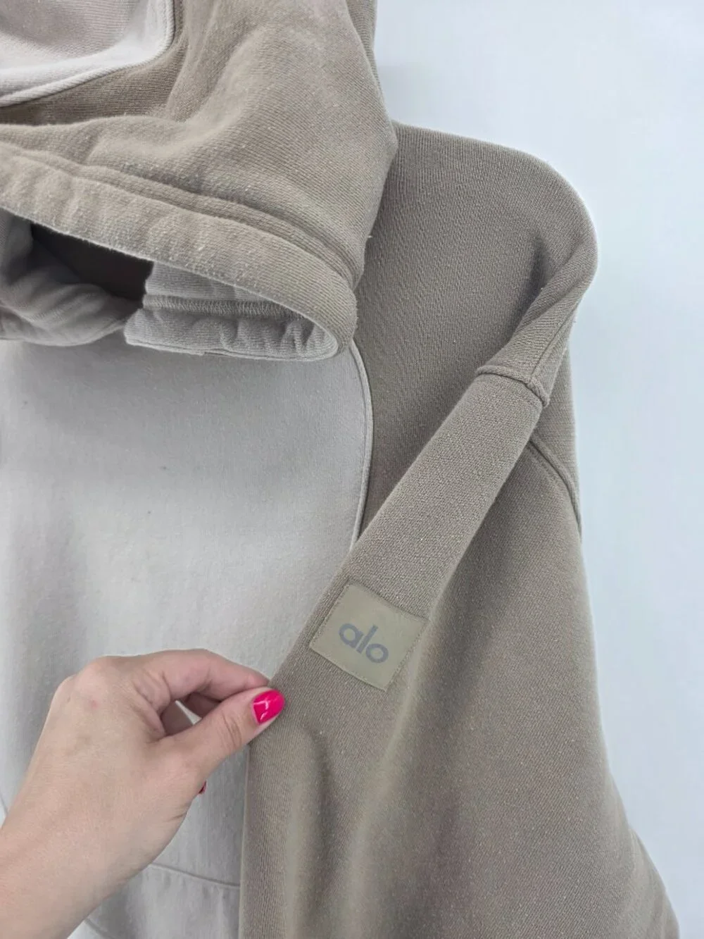 Alo Yoga Two-Tone Colorblock Hoodie & Jogger Set Size M Tan/Stone